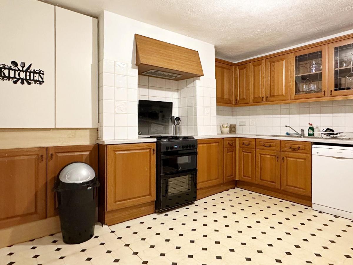 Hannah Place Near Finsbury Park - 4 Double Beds, Ideal For Families, Max 8 People ลอนดอน ภายนอก รูปภาพ