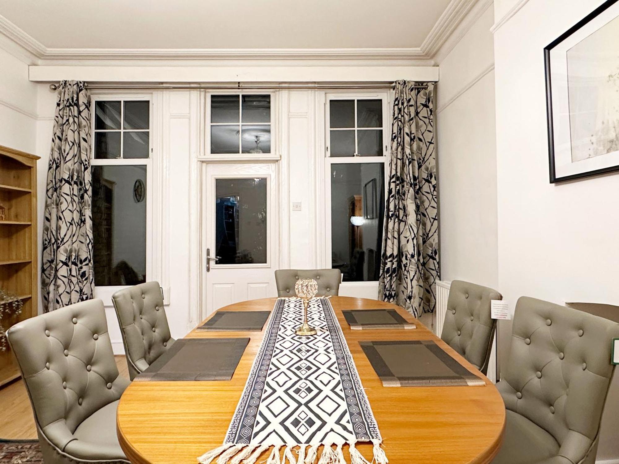 Hannah Place Near Finsbury Park - 4 Double Beds, Ideal For Families, Max 8 People ลอนดอน ภายนอก รูปภาพ